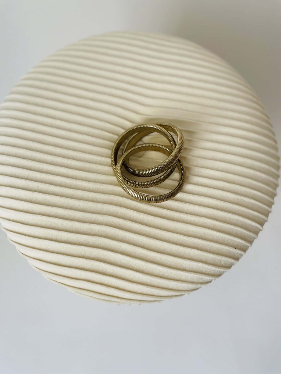Bracciale metallico dorato