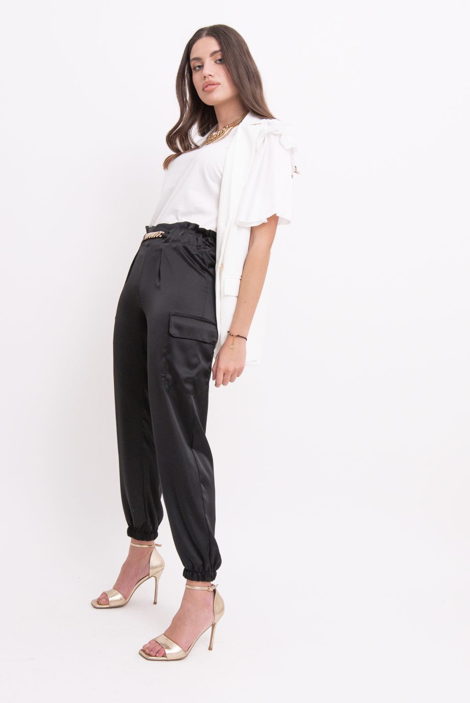 T-shirt combinata con maniche volant