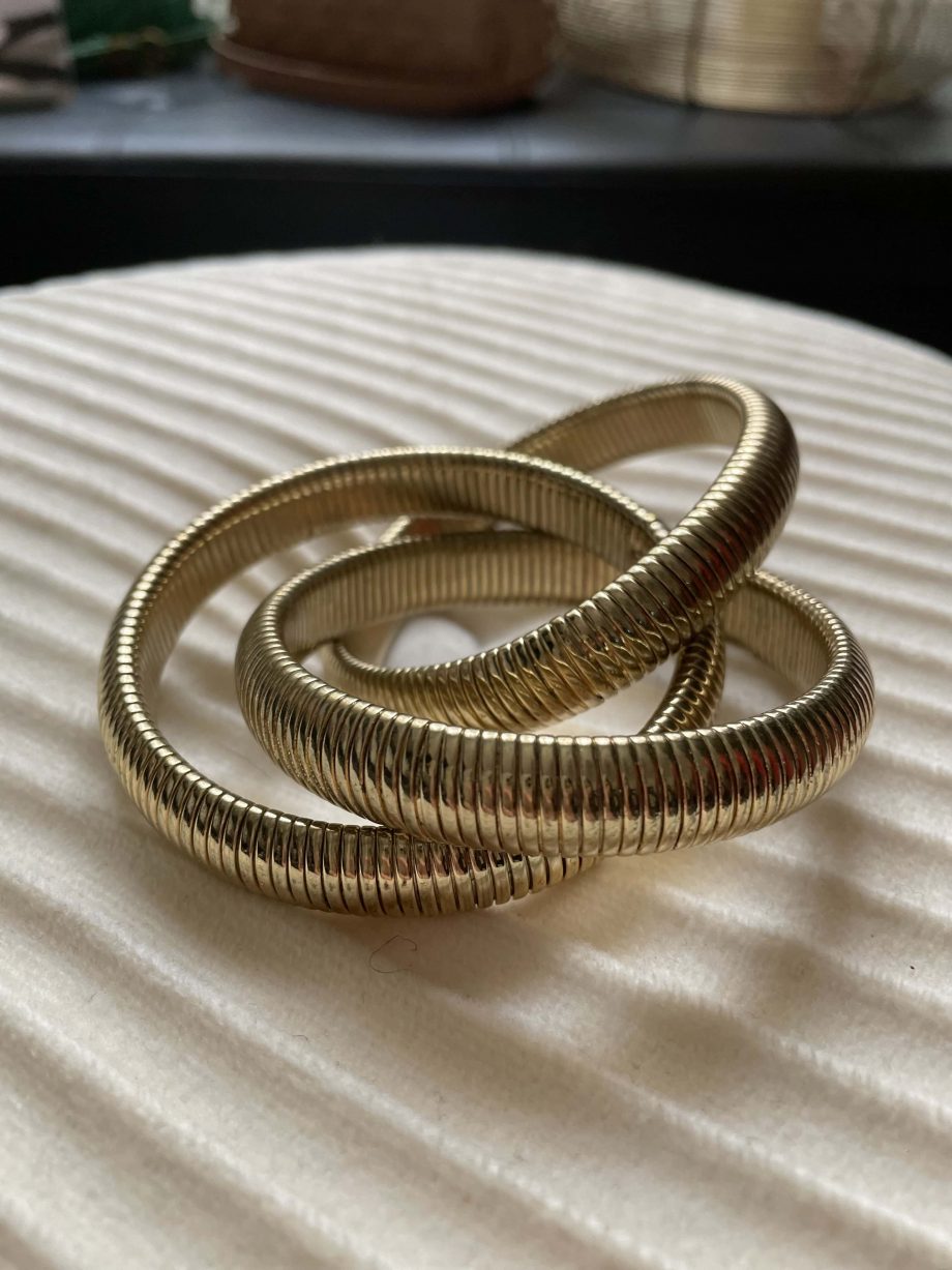 Bracciale metallico dorato