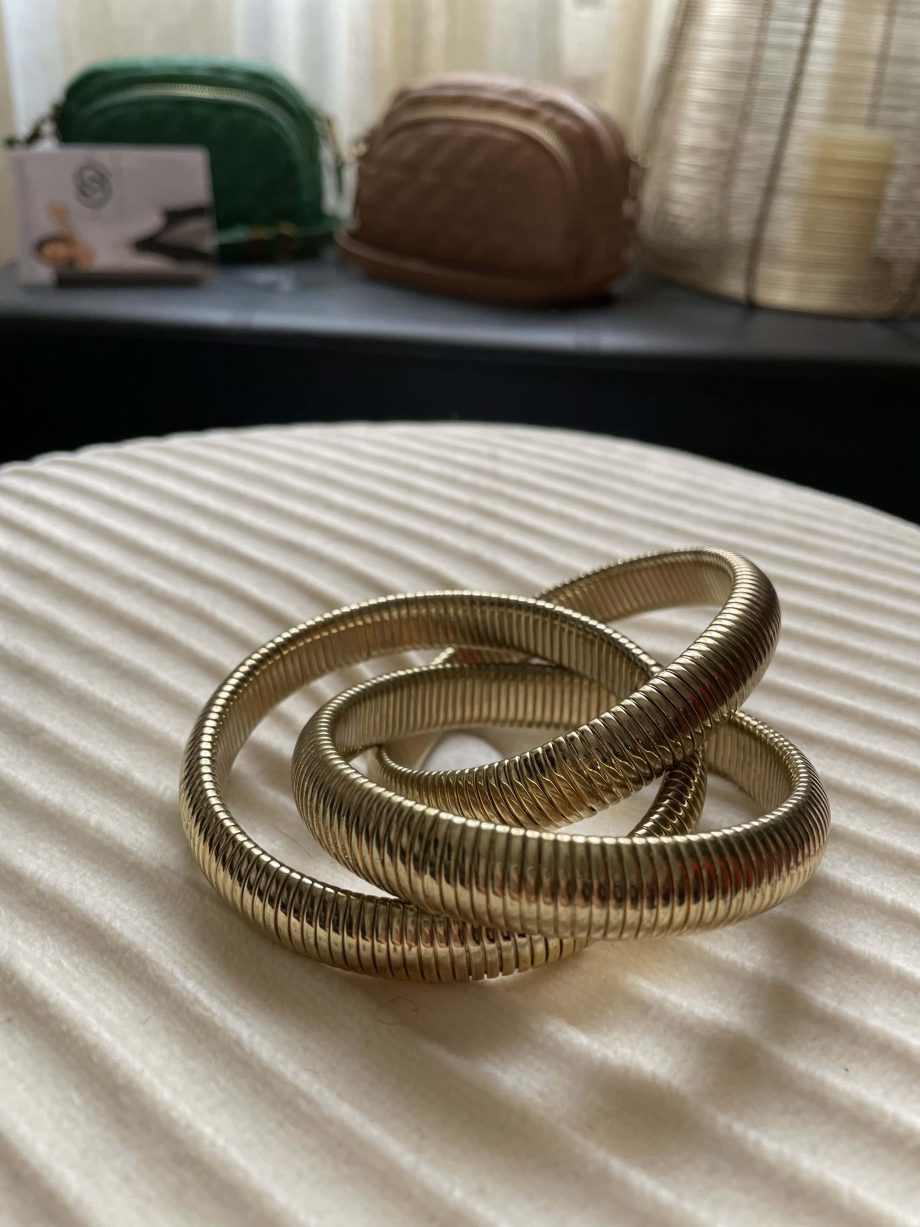 Bracciale metallico dorato