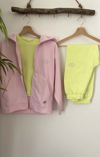 Pantalone jogger di felpa girl col. lime con logo