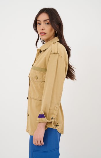 Giacca camicia con bottoni militari