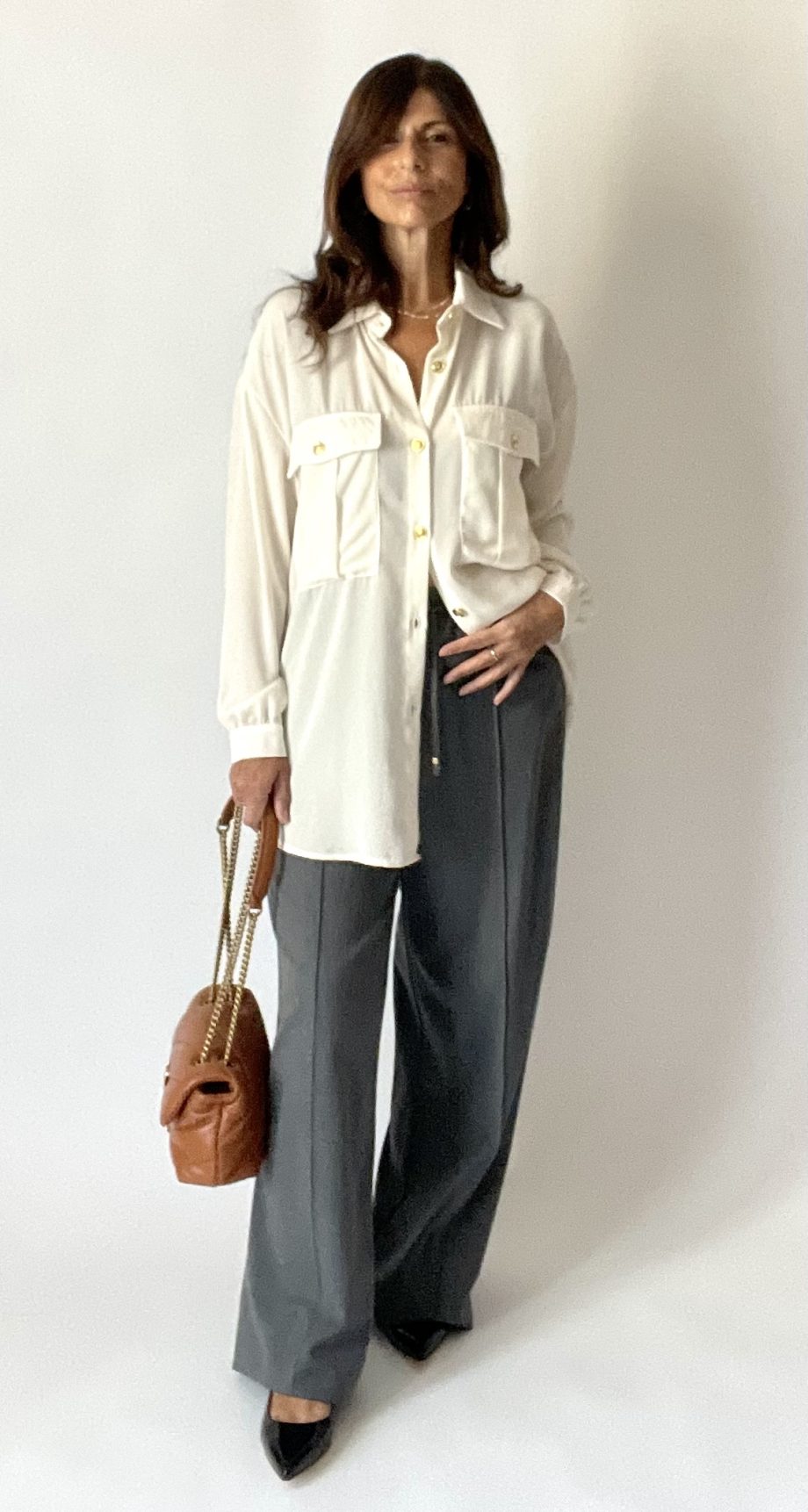 Camicia oversize con tasche col. latte