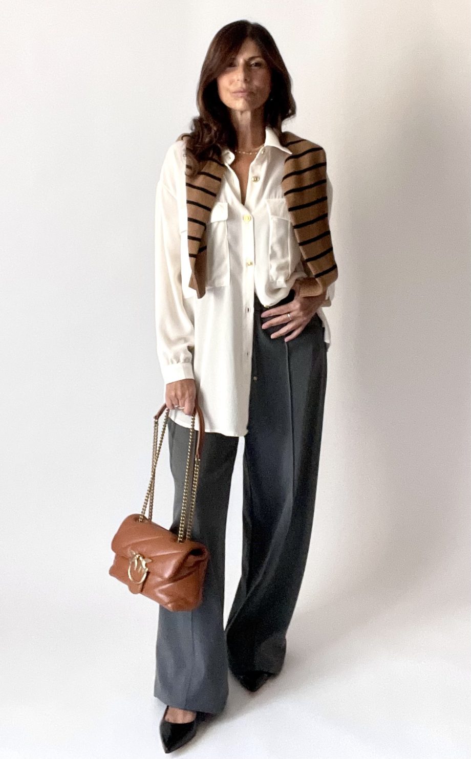 Camicia oversize con tasche col. latte