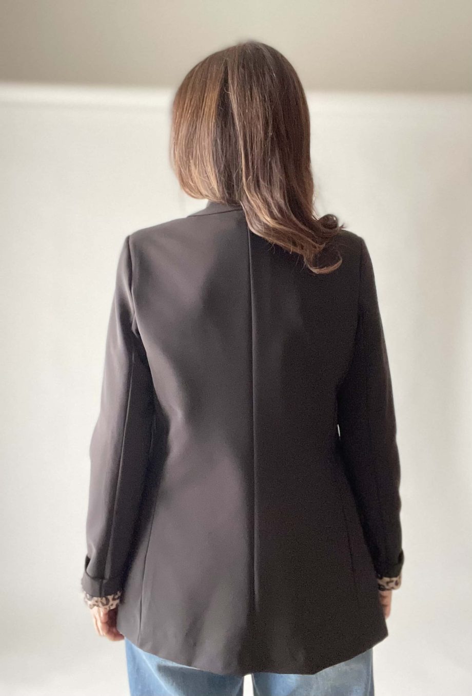 Blazer sfiancato con fodera a contrasto