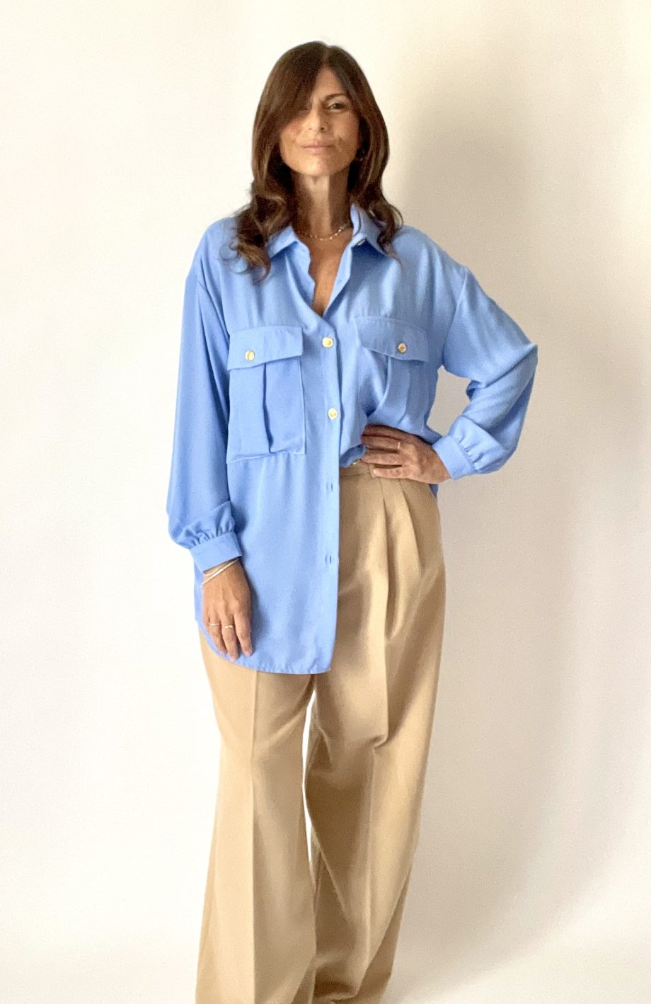 Camicia oversize con tasche col. azzurro