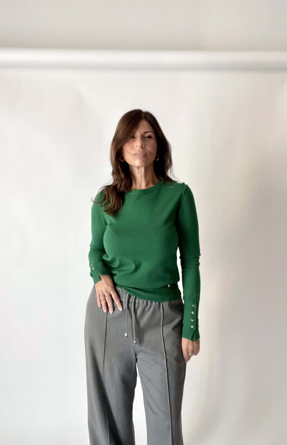 Maglia con bottoni dorati