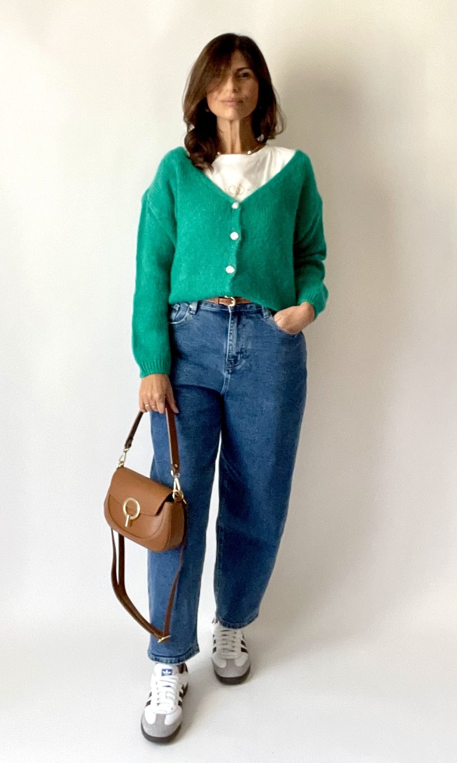 Cardigan con bottoni gioiello