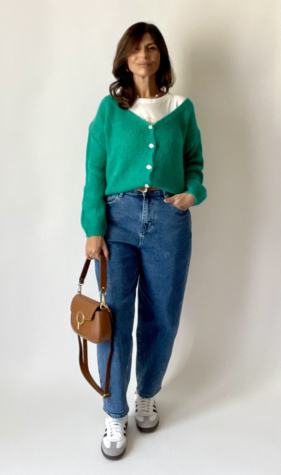Cardigan con bottoni gioiello